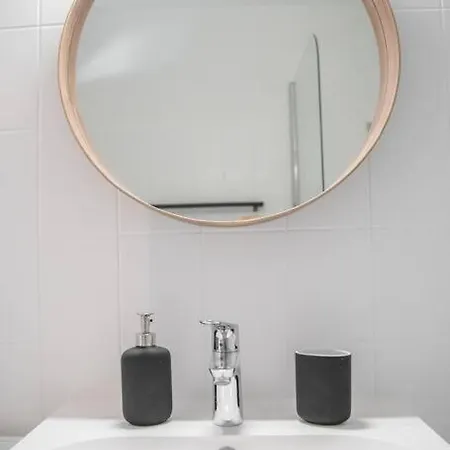 Apartment L'amadeo - T2 Centre-ville & Parking Clermont-Ferrand